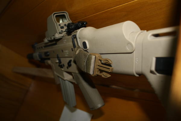 Classic Army FN Scar-L with tons of goodies.